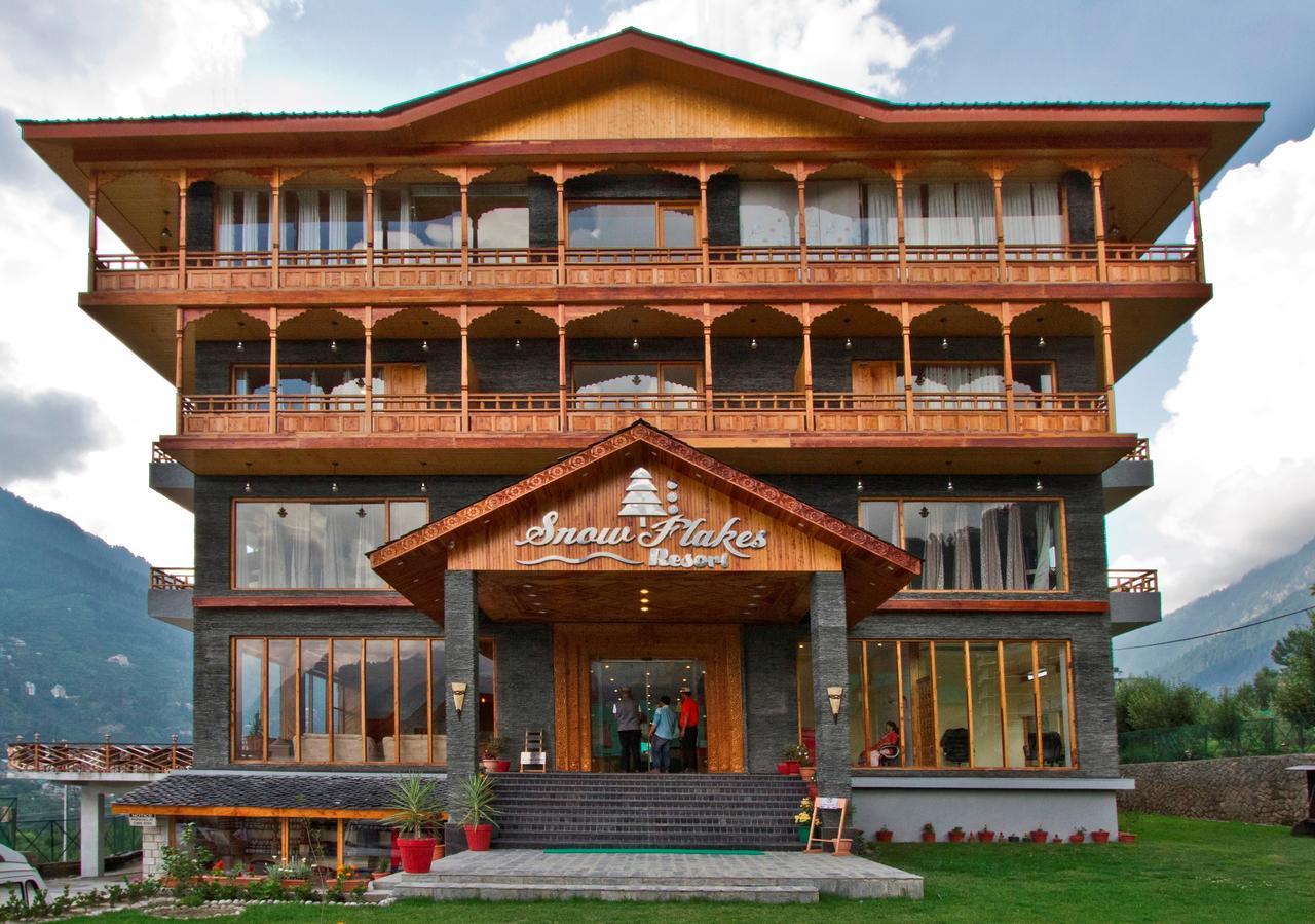 Snow Flakes Resort And Spa Centrally Heated Luxury Resort Manāli Екстериор снимка
